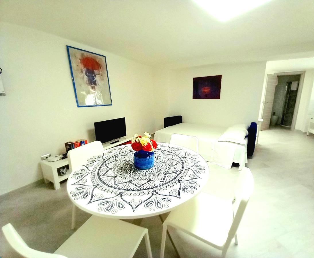 Apartmán Ombrellorosso Cagliari Exteriér fotografie